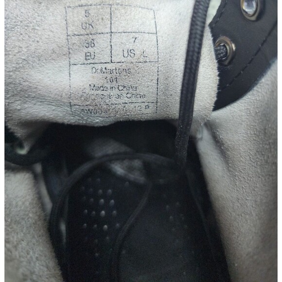 Dr. Martens 101 Leopard Print Boots Women’s US 7 Black White 6-Eye Lace-Up - Picture 10 of 14